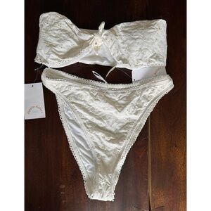 NWT Dippin Daisys White Eyelet Bikini
